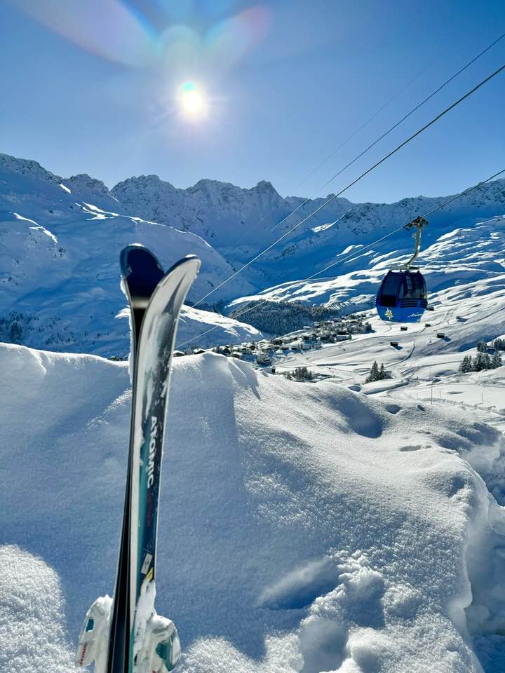 Skiing in Arosa from the Tschuggen Grand hotel