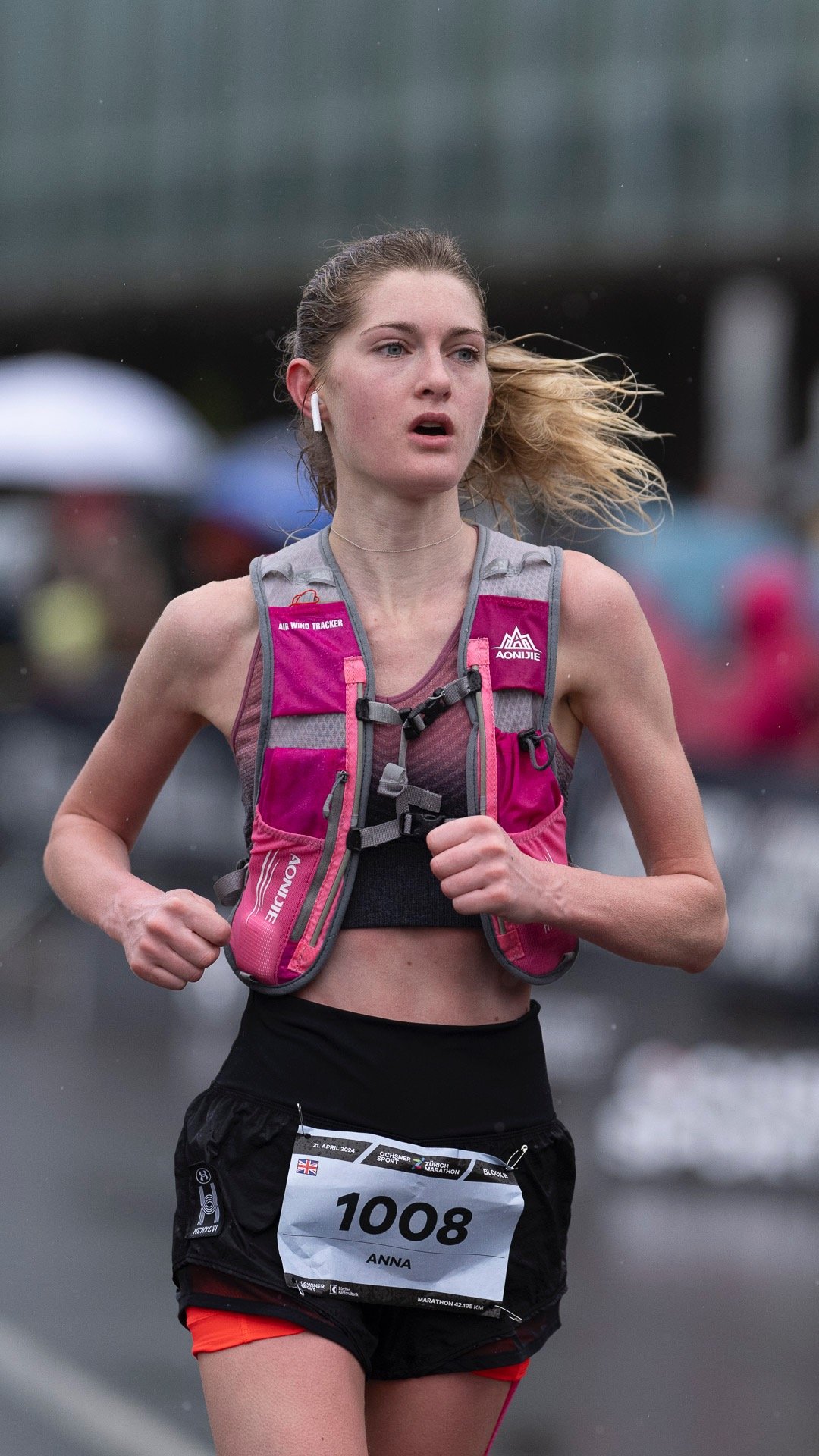 Zurich Marathon by Geoff Pegler 