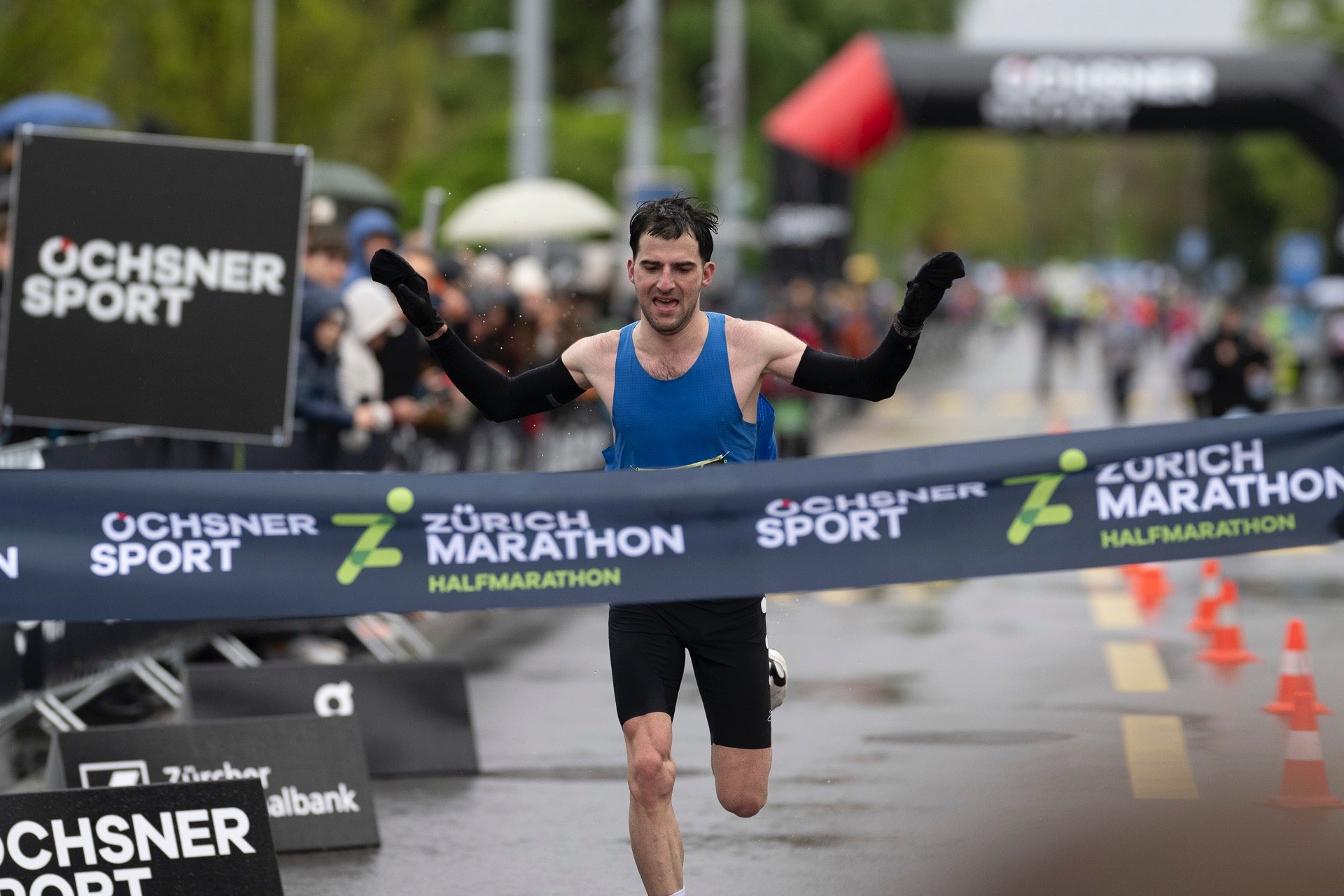Zurich Marathon by Geoff Pegler 