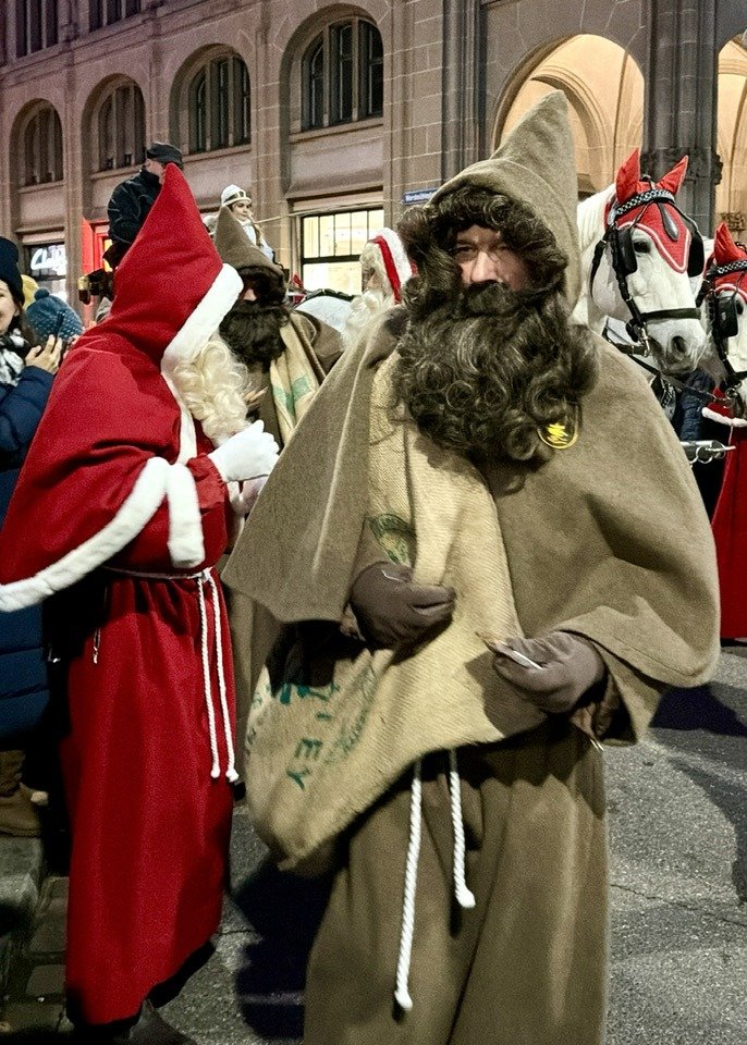 Samichalus and Schmutzli - Santa Parade