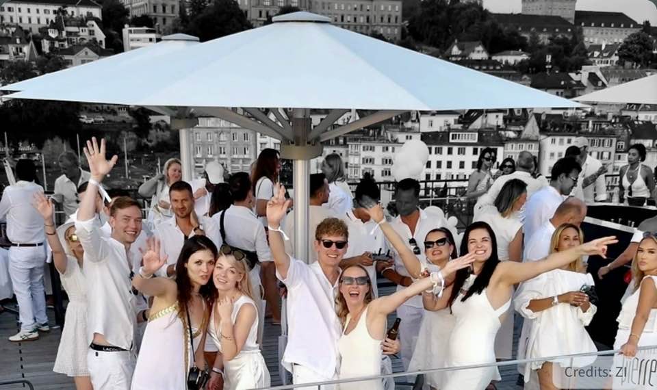 Summer in white rooftop event signature Zurich