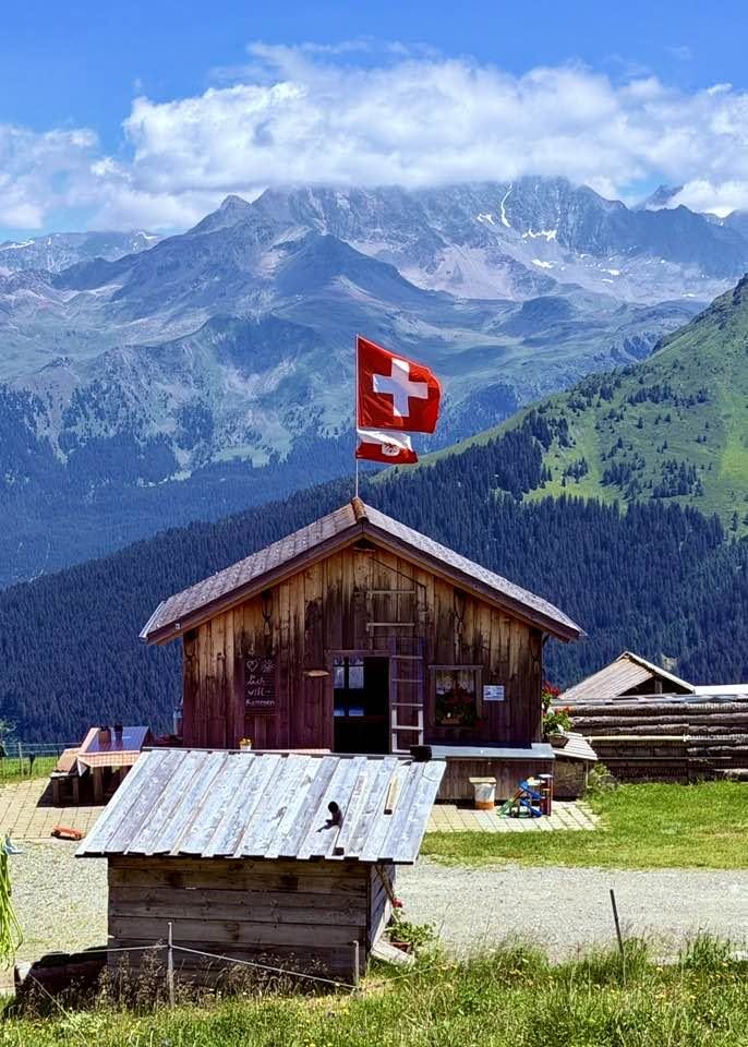 Hiking from AVES hotel Savognin Val Surses - Swiss chalet 
