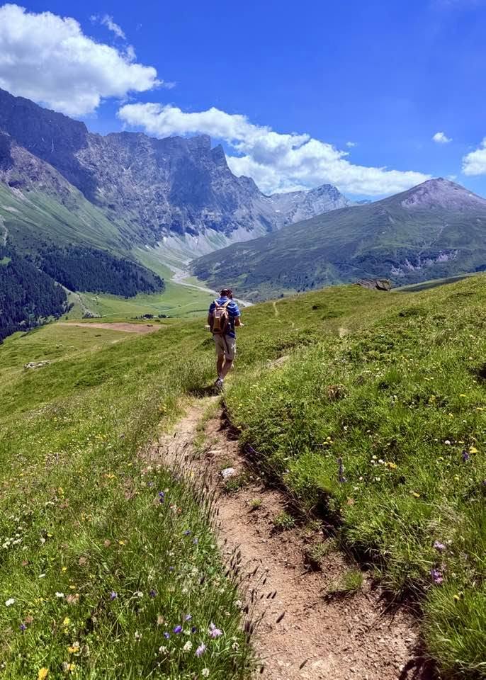 Hiking form AVES hotel Savognin Val Surses